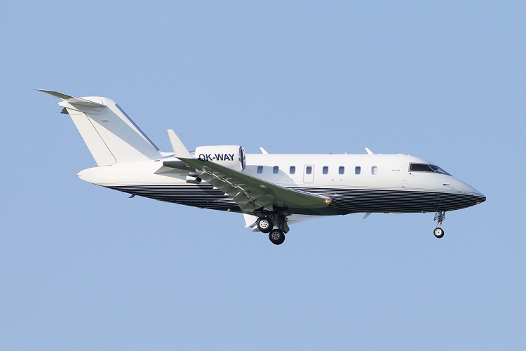 Bombardier CL600-2B16 Challenger 605