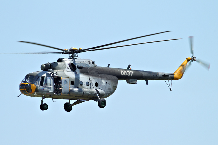 Mil Mi-17, LOM Praha - CLV, registrace 0837