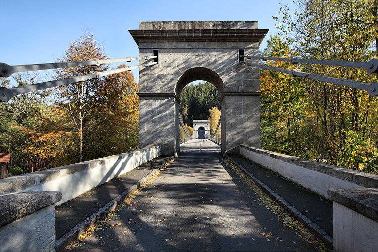 Řetězový most Stádlec